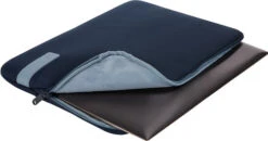 Case Logic® Case Logic Reflect 13' MacBook Pro/Air Sleeve Blauw -Aelta Winkel 1135719