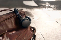 Sennheiser HD 450BT Zwart -Aelta Winkel 1352125