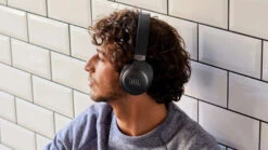 JBL Live 660NC Zwart -Aelta Winkel 1560860