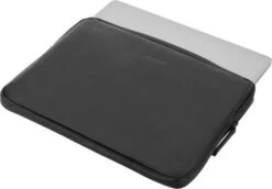 BlueBuilt Laptophoes Leer Zwart / Voor 13 Inch Apple MacBook Air/Pro -Aelta Winkel 1571217