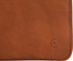 BlueBuilt 14 Inch Laptophoes Breedte 32 Cm - 33 Cm Leer Cognac -Aelta Winkel 1571393