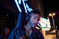 Bose Quietcomfort SE Zwart Special Edition Met Softcase 30 Bose Quietcomfort SE Zwart Special Edition Met Softcase -Aelta Winkel 1625017