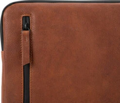 BlueBuilt Laptophoes Leer Cognac / Voor 13 Inch Apple MacBook Air/Pro -Aelta Winkel 1629314