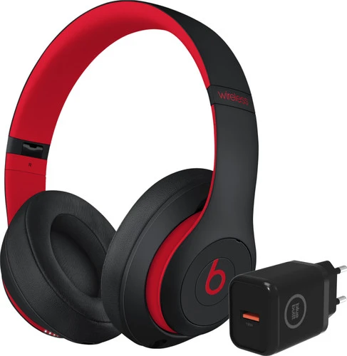 Beats Studio3 Wireless Zwart/Rood + Bluebuilt Oplader 1 Beats Studio3 Wireless Zwart/Rood + Bluebuilt Oplader