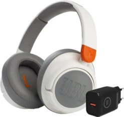 JBL JR460NC Wit + BlueBuilt Quick Charge Oplader Met Usb A Poort