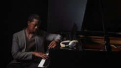 Bowers & Wilkins Px8 Bruin -Aelta Winkel 1836018