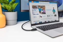 BlueBuilt HDMI Kabel 4K 60Hz Nylon 1,5 Meter + 90° Adapter -Aelta Winkel 1841040