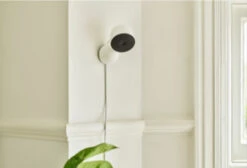 Google Chromecast HD Met Google TV + Google Nest Cam Indoor -Aelta Winkel 1874293 1