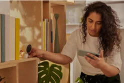 Google Chromecast 4K Met Google TV + Google Nest Cam Indoor -Aelta Winkel 1874294