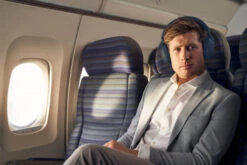 Sony WH-1000XM5 Blauw + BlueBuilt Quick Charge Oplader Met Usb A Poort 18W Zwart 26 Sony WH-1000XM5 Blauw + BlueBuilt Quick Charge Oplader Met Usb A Poort 18W Zwart -Aelta Winkel 1903400