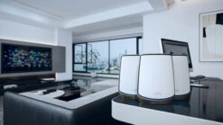 Netgear Orbi RBK863S 4-Pack -Aelta Winkel 1908051