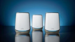Netgear Orbi RBK863S 4-Pack -Aelta Winkel 1908054
