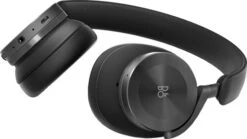 Bang & Olufsen Beoplay H95 Zwart + BlueBuilt Quick Charge Oplader Met Usb A Poort Zwart -Aelta Winkel 1914238