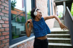 JBL Tune 770NC Wit -Aelta Winkel 1926320 1