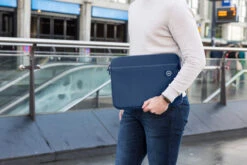 BlueBuilt Laptophoes Breedte 31 Cm 13 Inch S Blauw 16 BlueBuilt Laptophoes Breedte 31 Cm 13 Inch S Blauw -Aelta Winkel 1937369