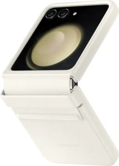 Samsung Galaxy Z Flip 5 512GB Creme 5G + Samsung Accessoirepakket 29 Samsung Galaxy Z Flip 5 512GB Creme 5G + Samsung Accessoirepakket -Aelta Winkel 1947109