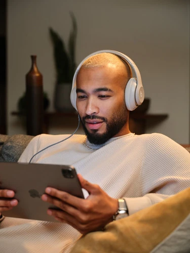 Beats Studio Pro Creme 18 Beats Studio Pro Creme - Afbeelding 18