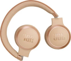 JBL Live 670NC Rosegoud + BlueBuilt Quick Charge Oplader Met Usb A Poort 18W Zwart 24 JBL Live 670NC Rosegoud + BlueBuilt Quick Charge Oplader Met Usb A Poort 18W Zwart -Aelta Winkel 1962455 1