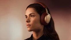 Bowers & Wilkins PX8 Rood -Aelta Winkel 1975772