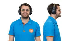 JBL Tour One M2 Champagne + BlueBuilt Quick Charge Oplader Met Usb A Poort 18W Zwart -Aelta Winkel 1994163